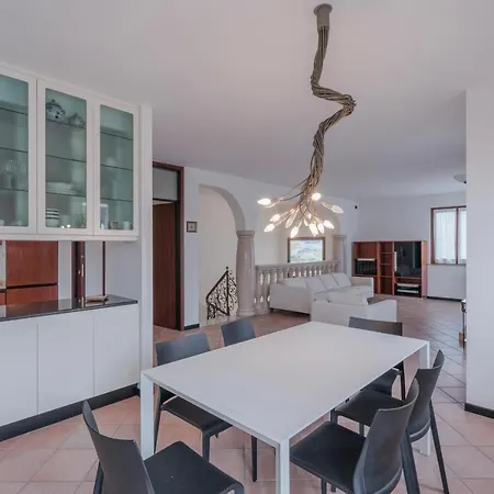 Casa Mary Tre - Attico Con Terrazza A 2 Passi Dal