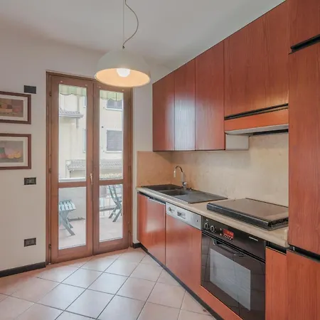 Appartement Casa Mary Tre - Attico Con Terrazza A 2 Passi Dal Sirmione